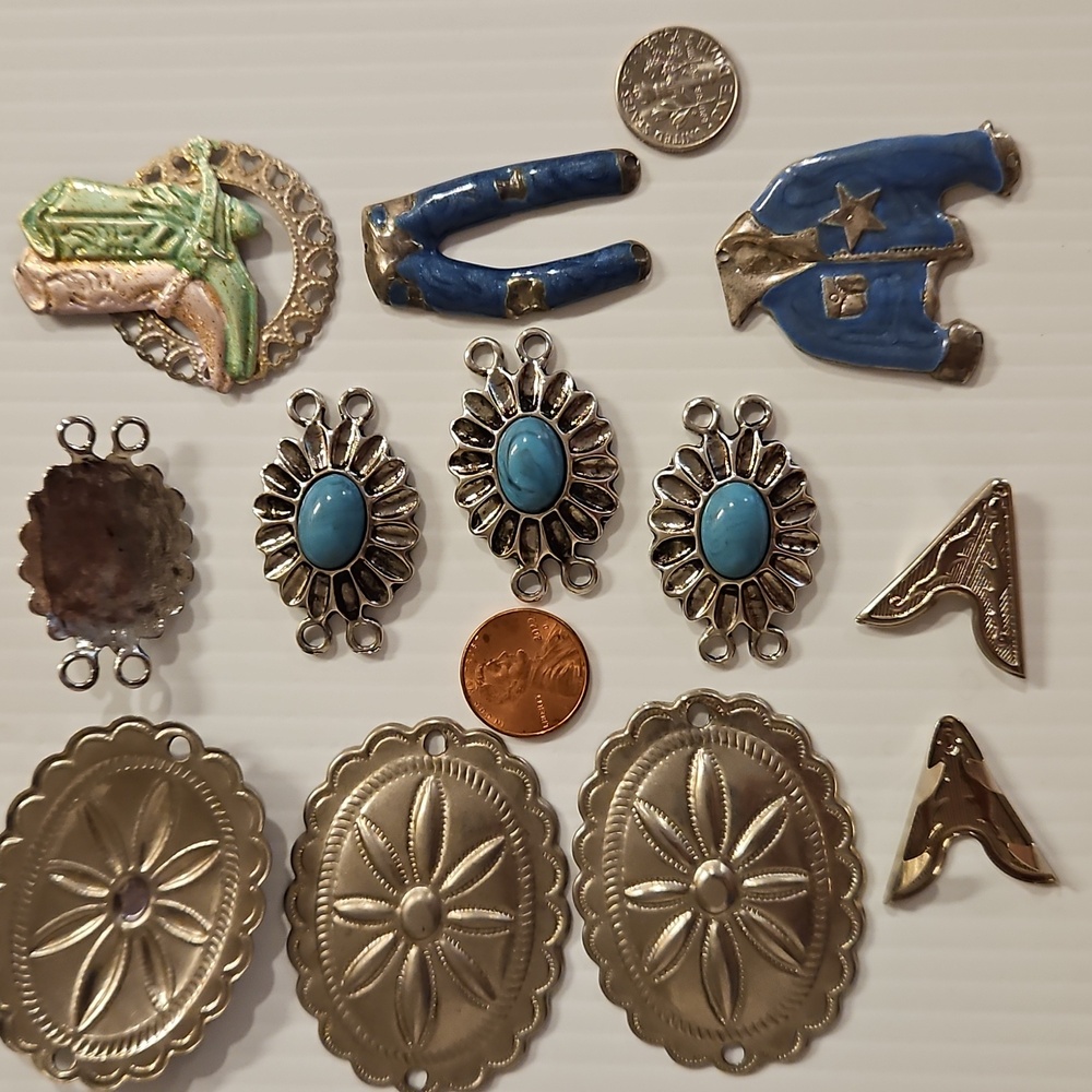 Lots of Western themed crafting brads charms and More silver blue gold - Picture 2 of 14